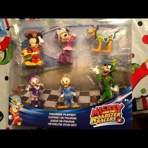 mickey and the roadster racers figurines